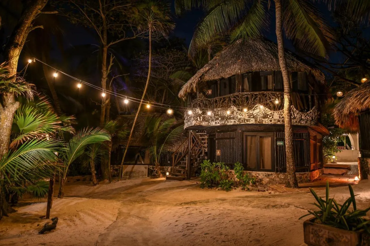 Hotel Diamante K - Inside Tulum National Park Meksyk