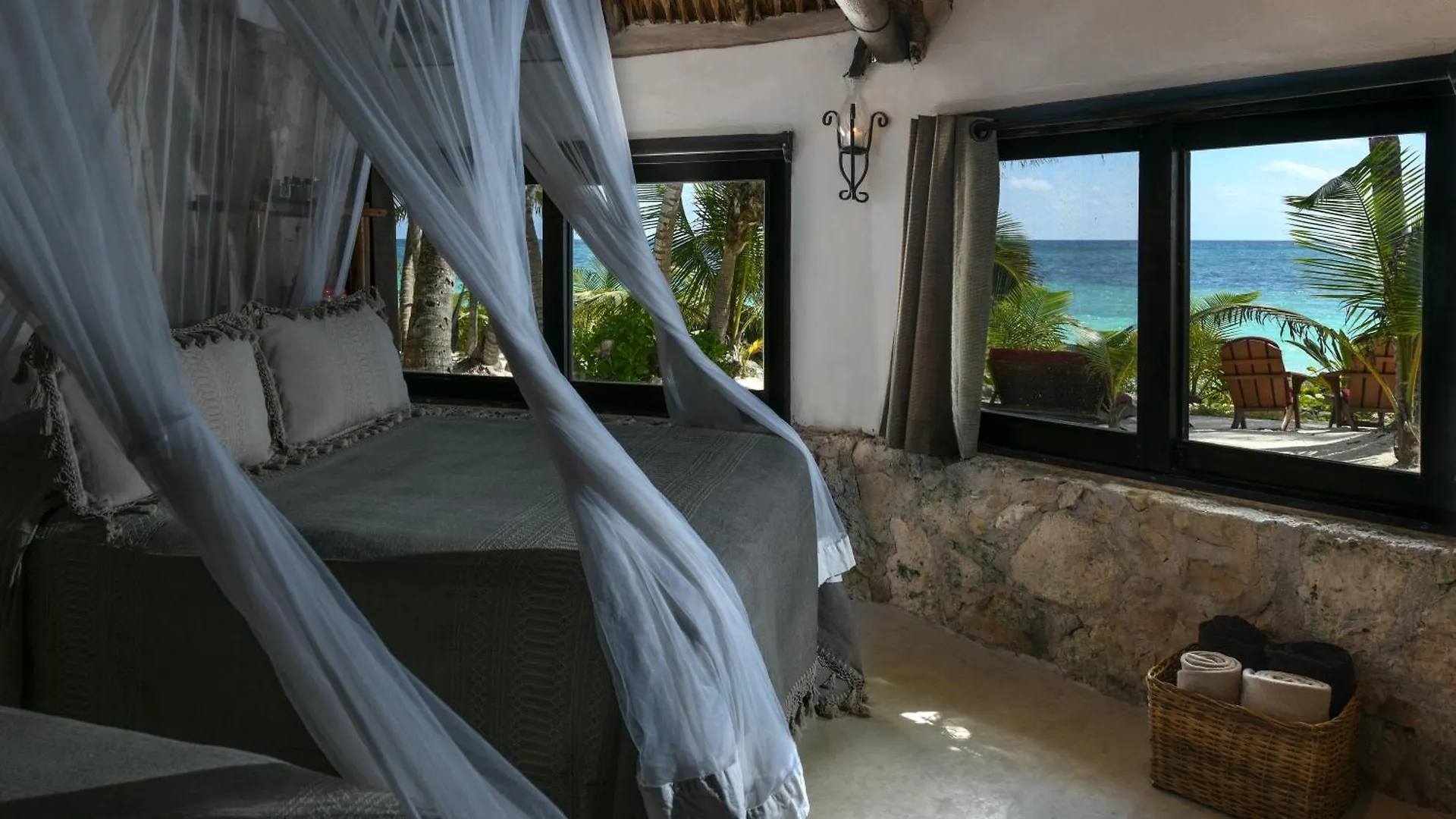 Hotel Diamante K - Inside Tulum National Park