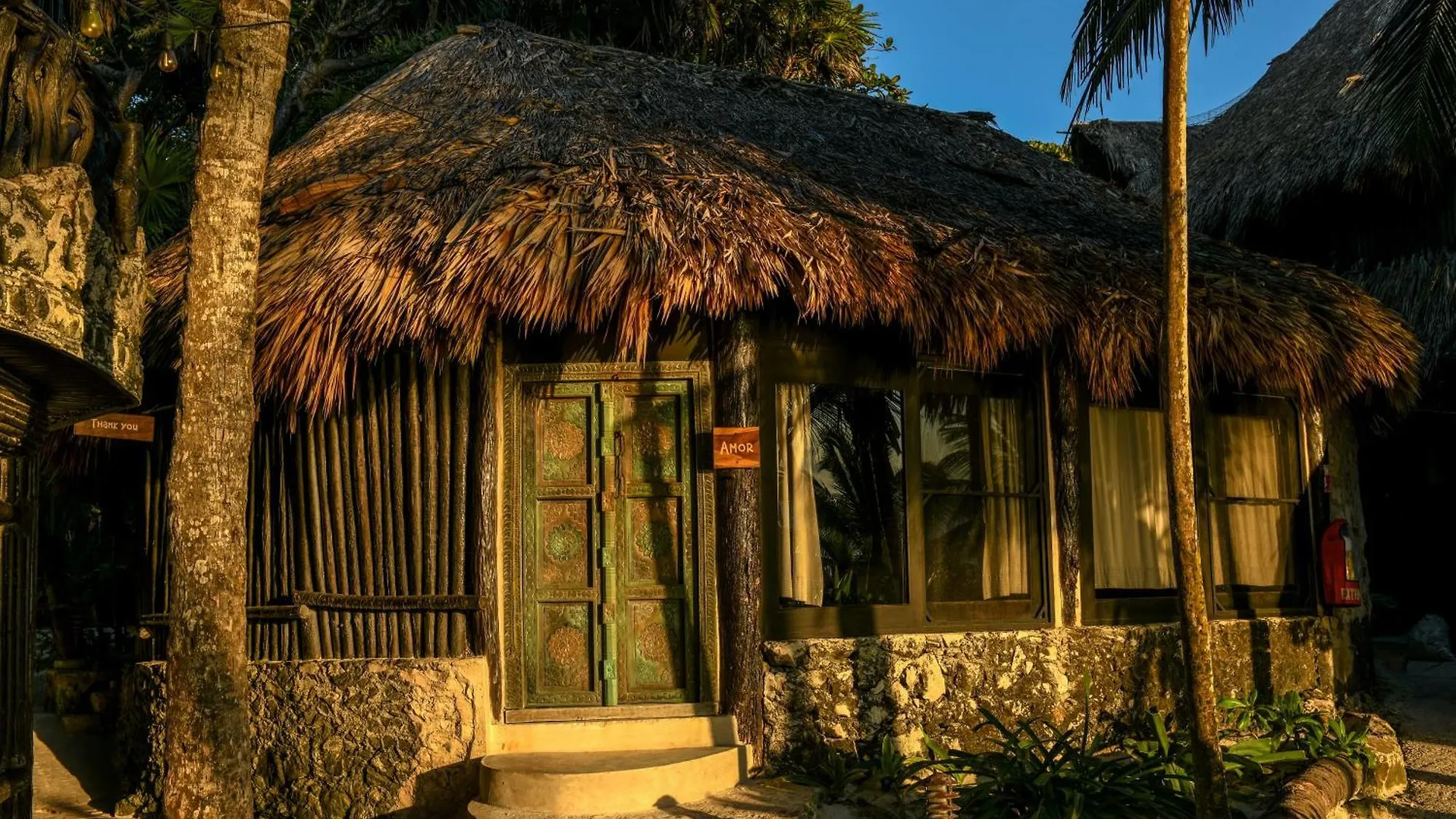 Hotel Diamante K - Inside Tulum National Park
