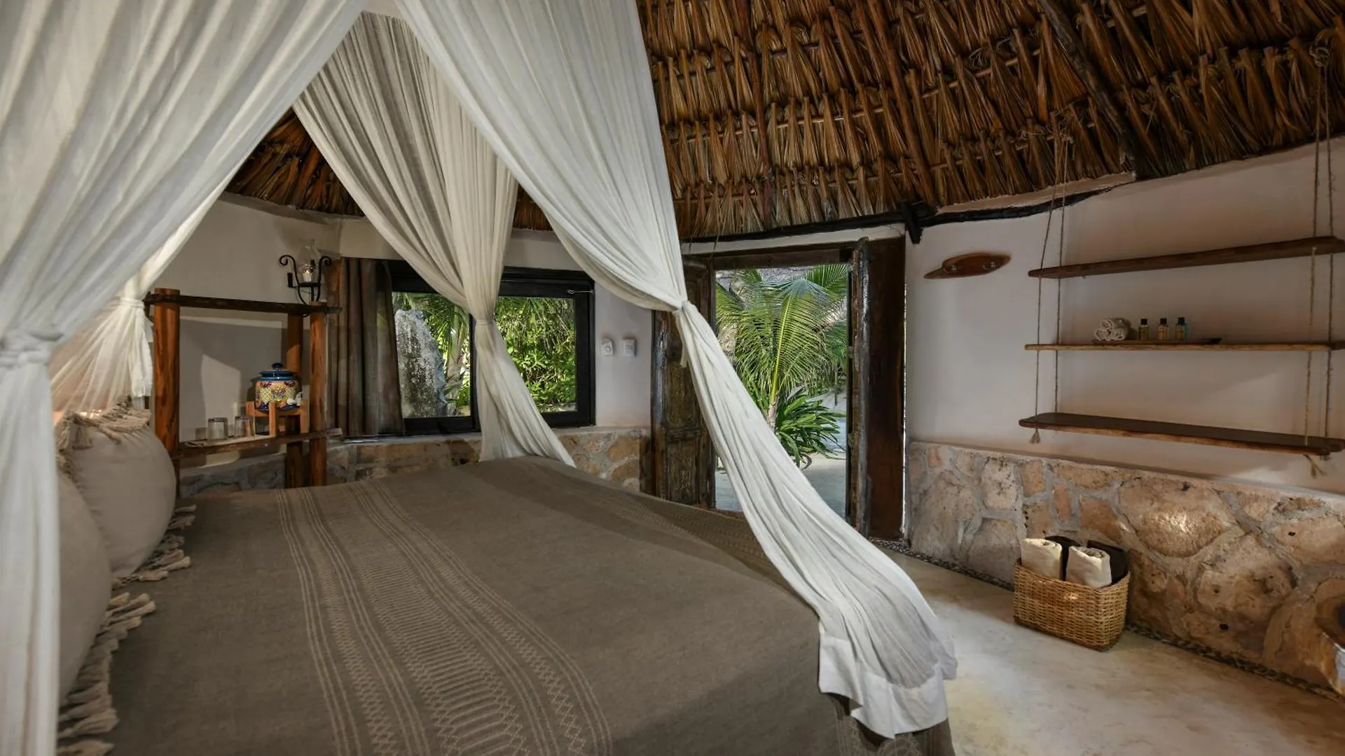 ***  Hotel Diamante K - Inside Tulum National Park Mexiko